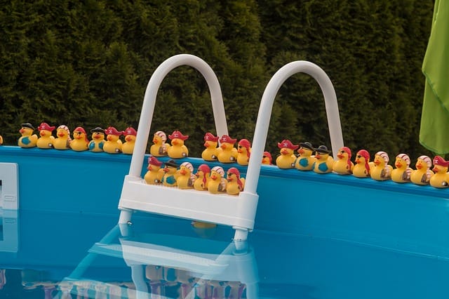 Neubau-Traum: der eigene Swimming-Pool