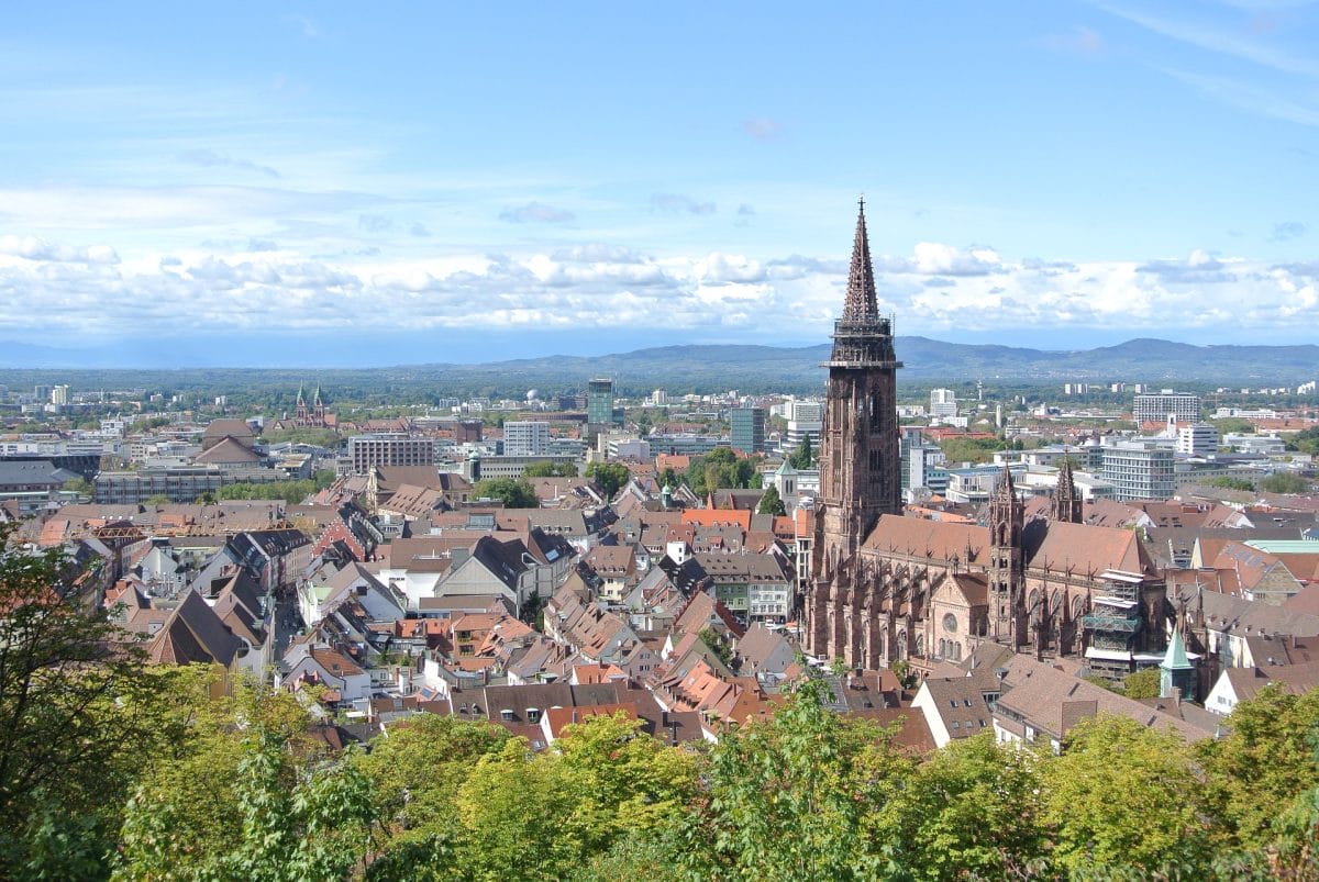 Dorotheen Quartier gewinnt „IWS ImmobilienAward 2019“ der Kategorie „Wohnen und Gewerbe“